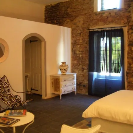 Le Prieure Des Sources 3*